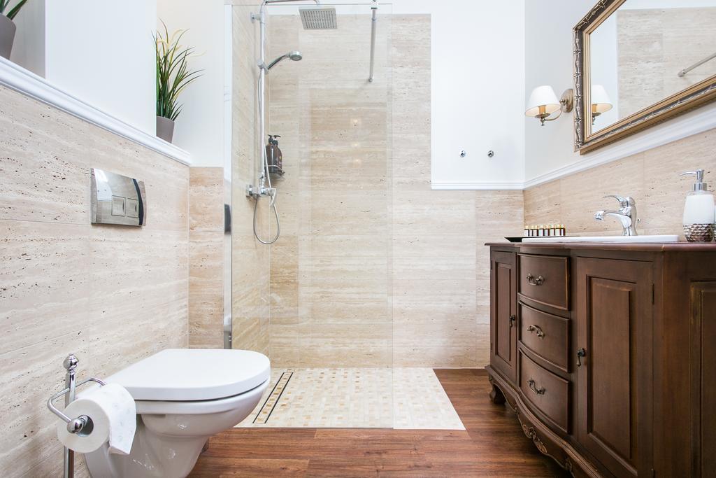 Executive 2-Bedroom Apartment คราคูฟ ภายนอก รูปภาพ